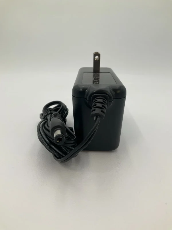 NetBit Power Adapter NBS30E1120250VU 596530-001-00 100-120V 60HZ .9A 12V 2.5A